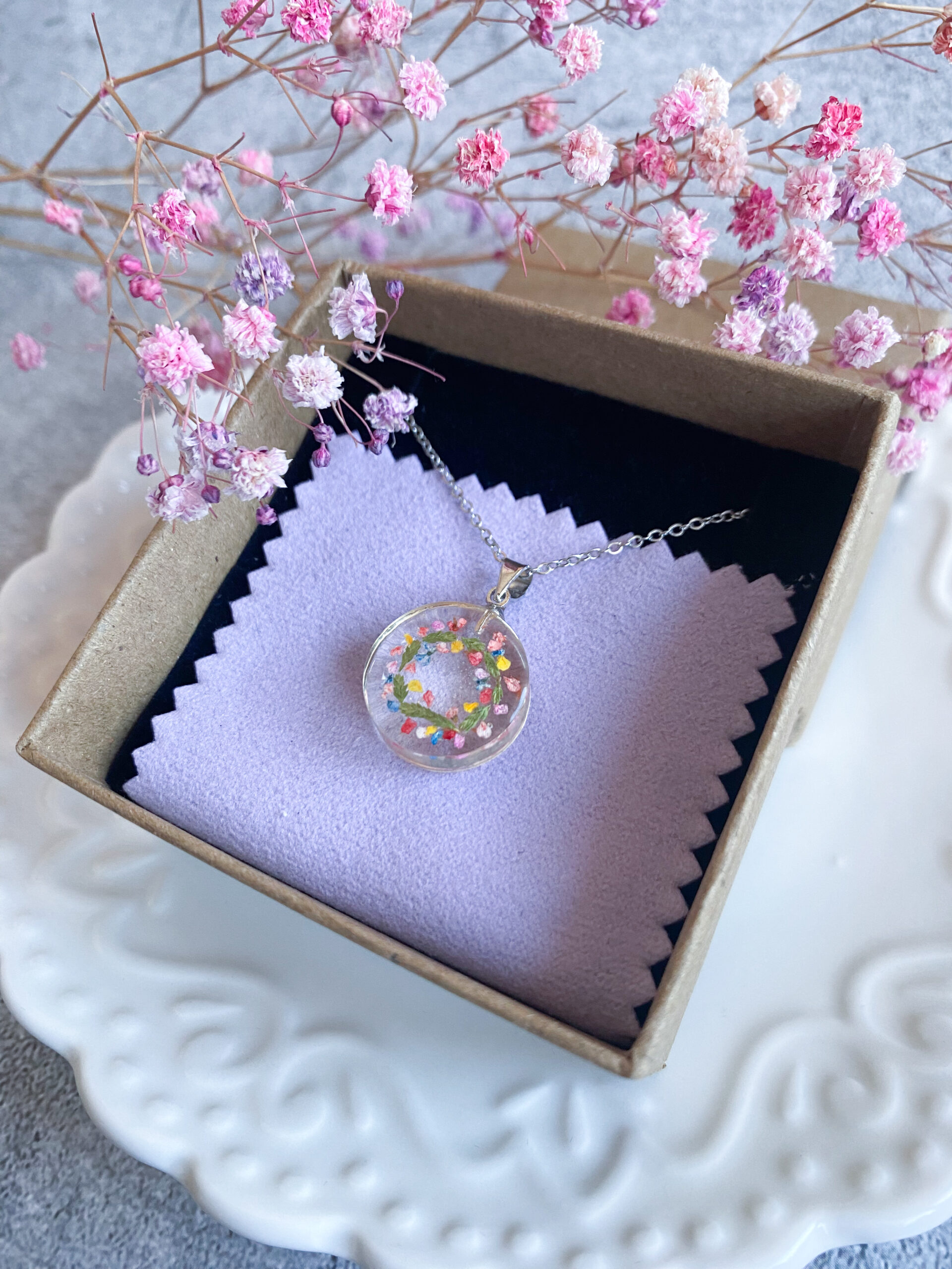 Zawieszka z kwiatami marchwii - obrazek 3