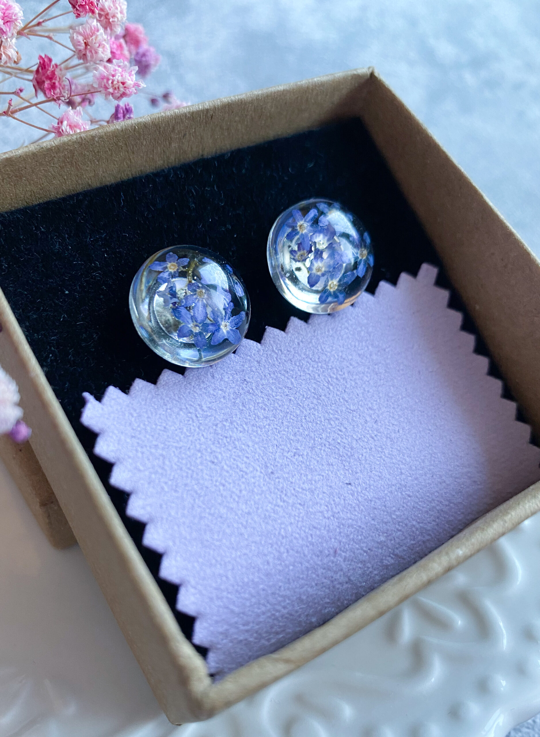 Kolczyki wkrętki z niezapominajkami - obrazek 6